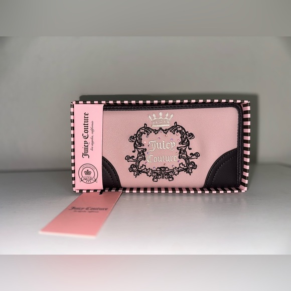 Juicy Couture Handbags - Juicy Couture Dusty Blush Heritage Large ZA Box Set